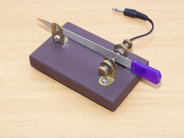 keys sidewiper